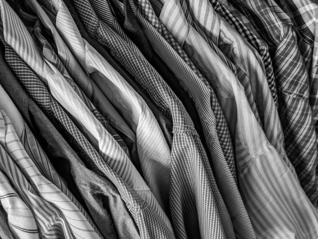 camisas ejeutivas, blusas ejecutivas, ropa de trabajo , uniformes personalizados, moda cororativa